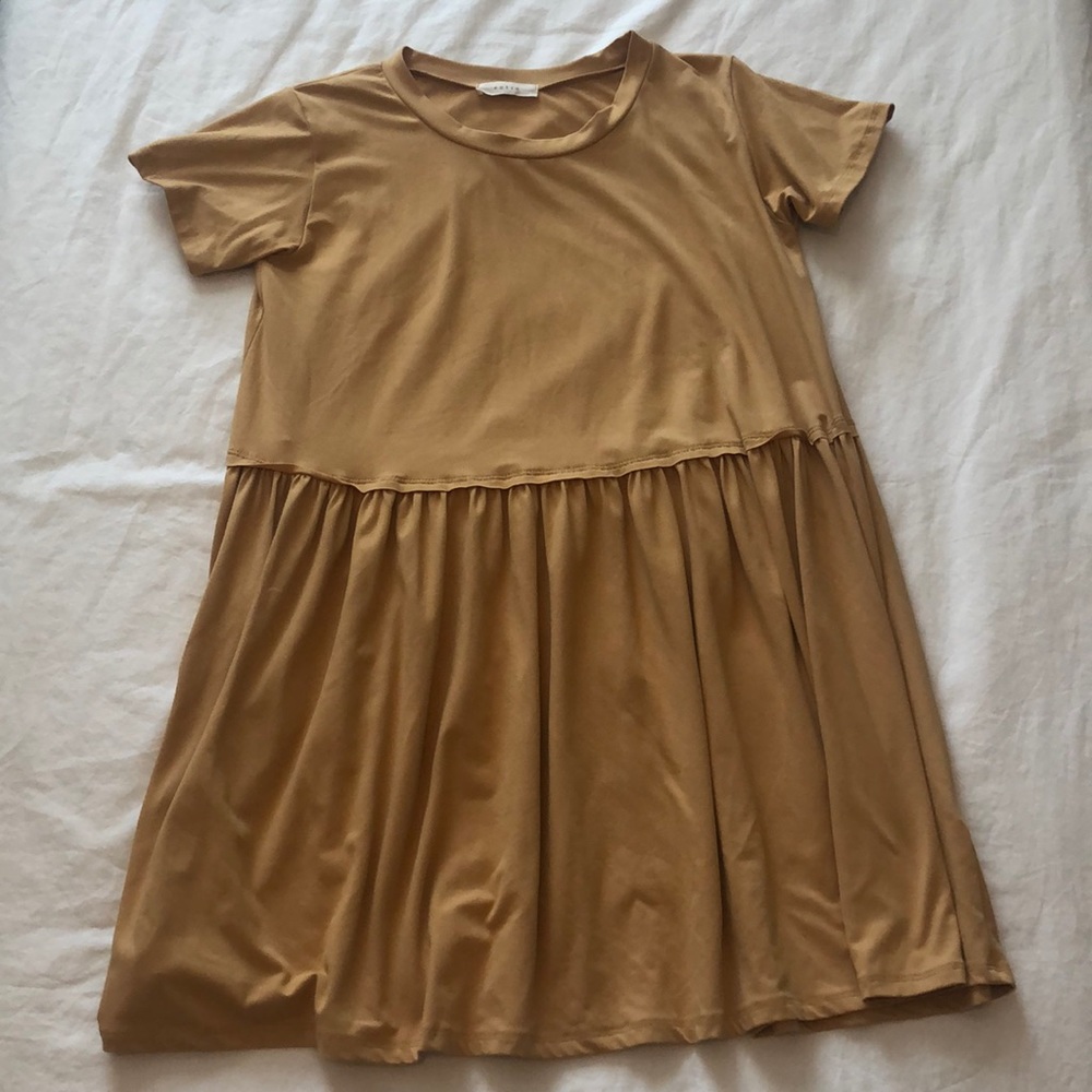 entro Mustard T-shirt Dress